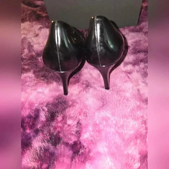 ANN TAYLOR PERFECT PUMP LEATHER SIZE 10 - Picture 5 of 9